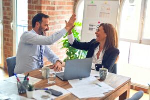 Selección de proveedores confiables para un evento corporativo